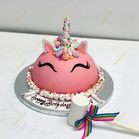 Pinata Unicorn Cake